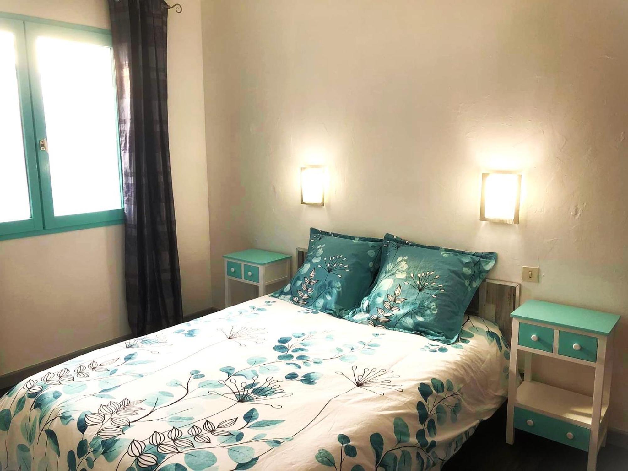 Hotel Les Persedes Lavilledieu  Dış mekan fotoğraf