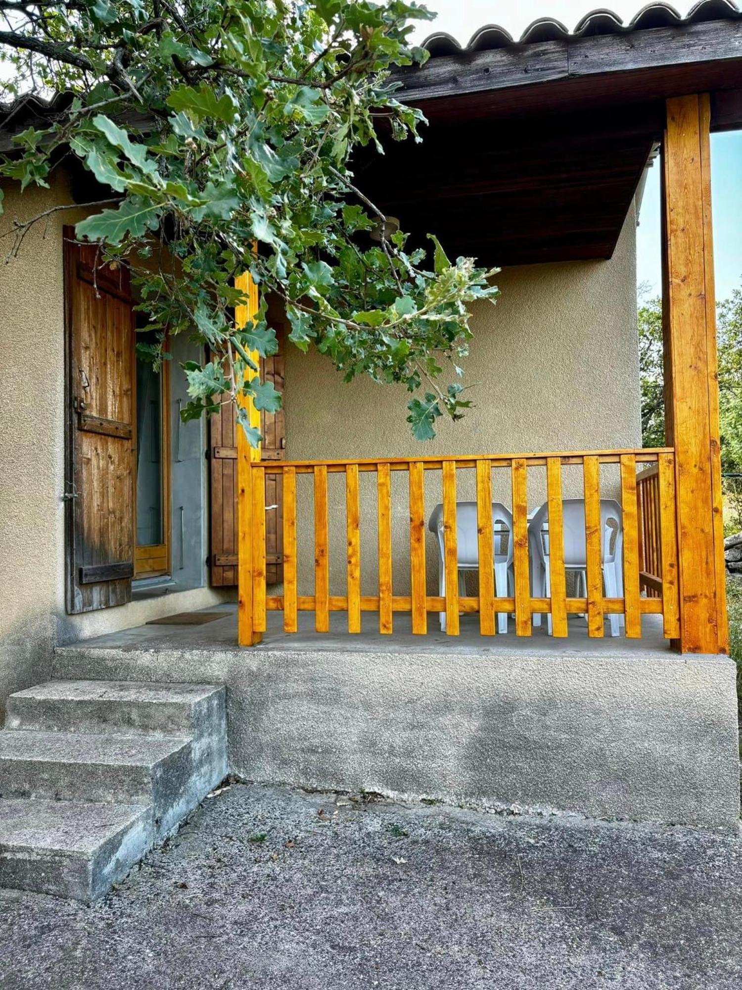 Hotel Les Persedes Lavilledieu  Dış mekan fotoğraf