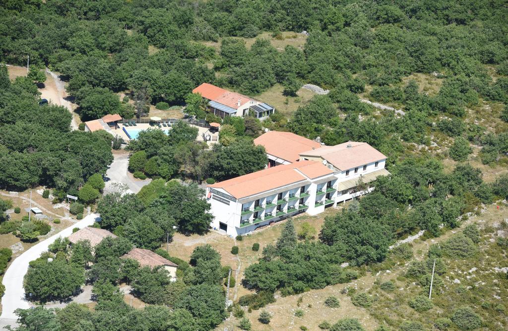 Hotel Les Persedes Lavilledieu  Dış mekan fotoğraf