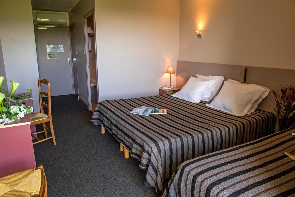 Hotel Les Persedes Lavilledieu  Dış mekan fotoğraf