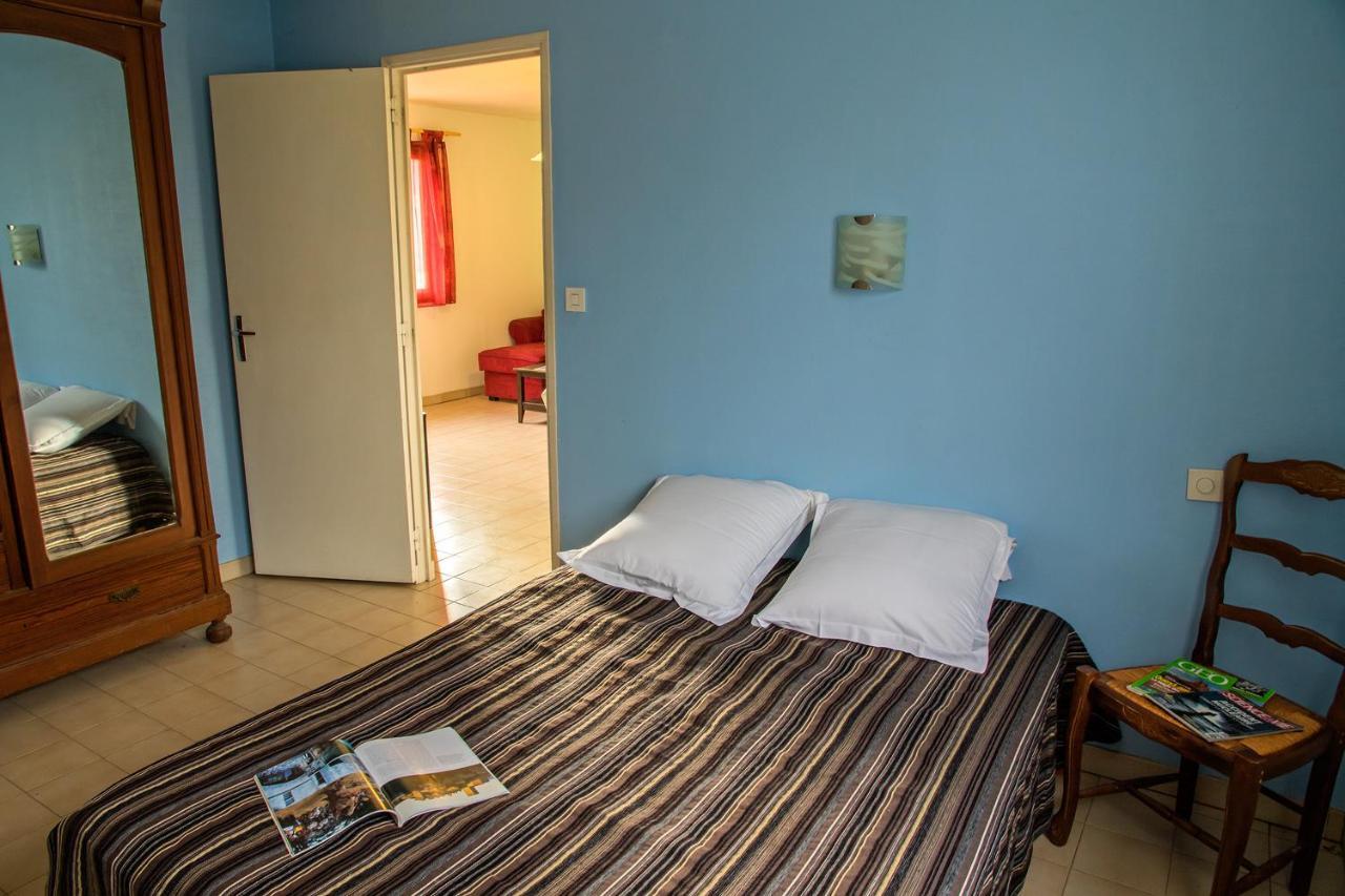 Hotel Les Persedes Lavilledieu  Dış mekan fotoğraf
