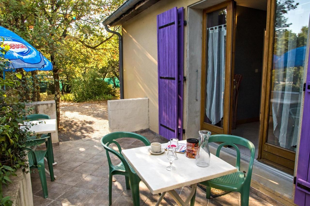 Hotel Les Persedes Lavilledieu  Dış mekan fotoğraf